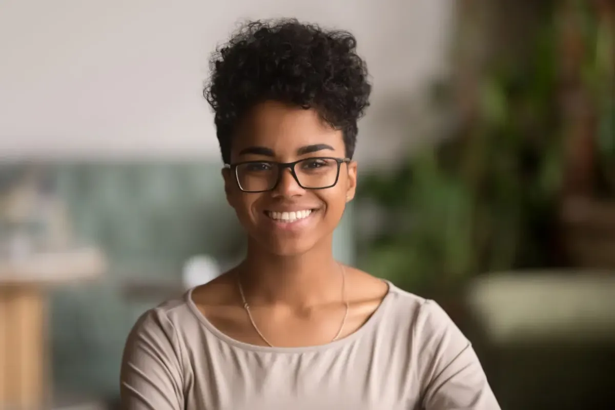 Why You Should Consider a Cosmetic Dentist for Your Smile Makeover