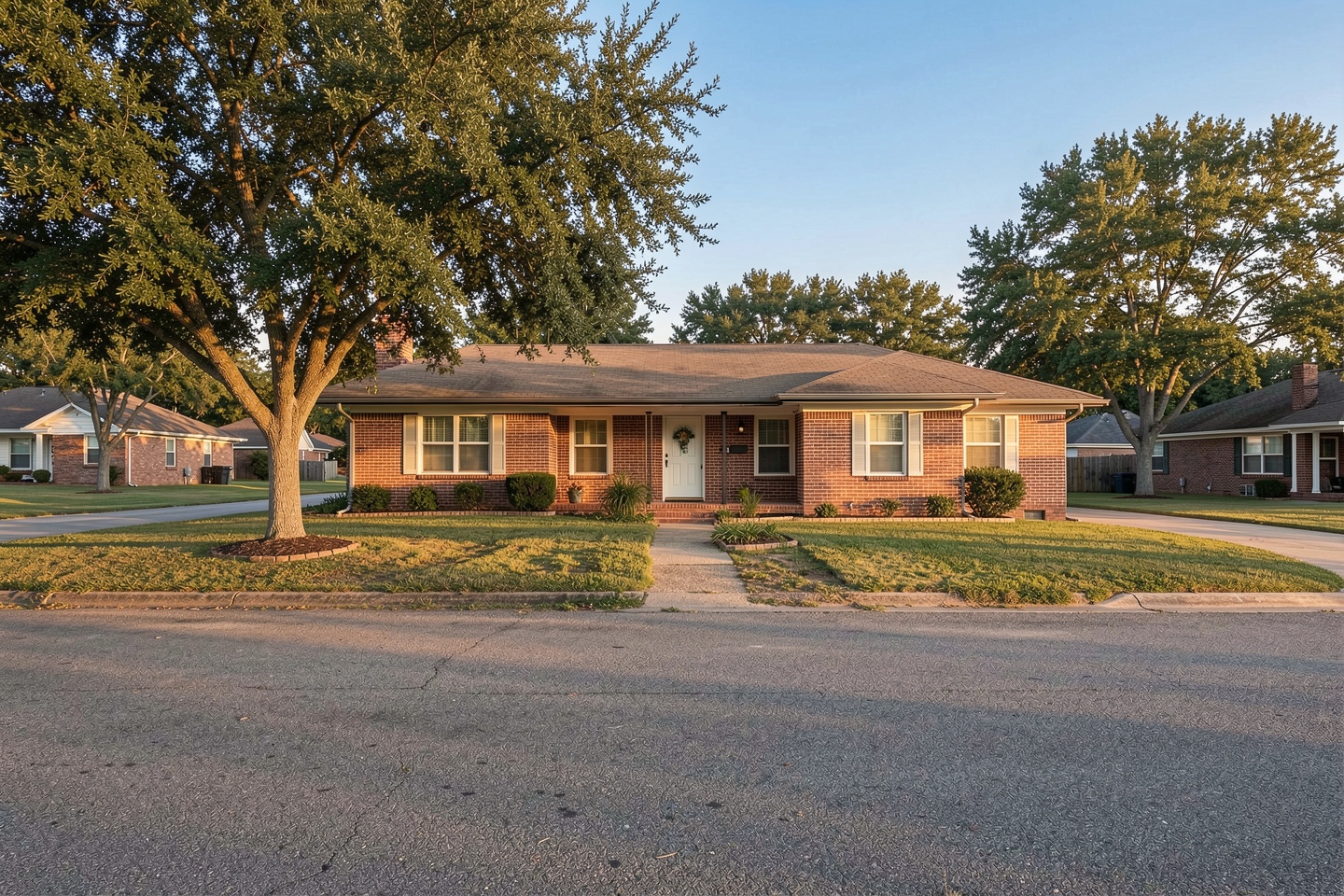 Single-story brick ranch home in an established Balch Springs, TX neighborhood