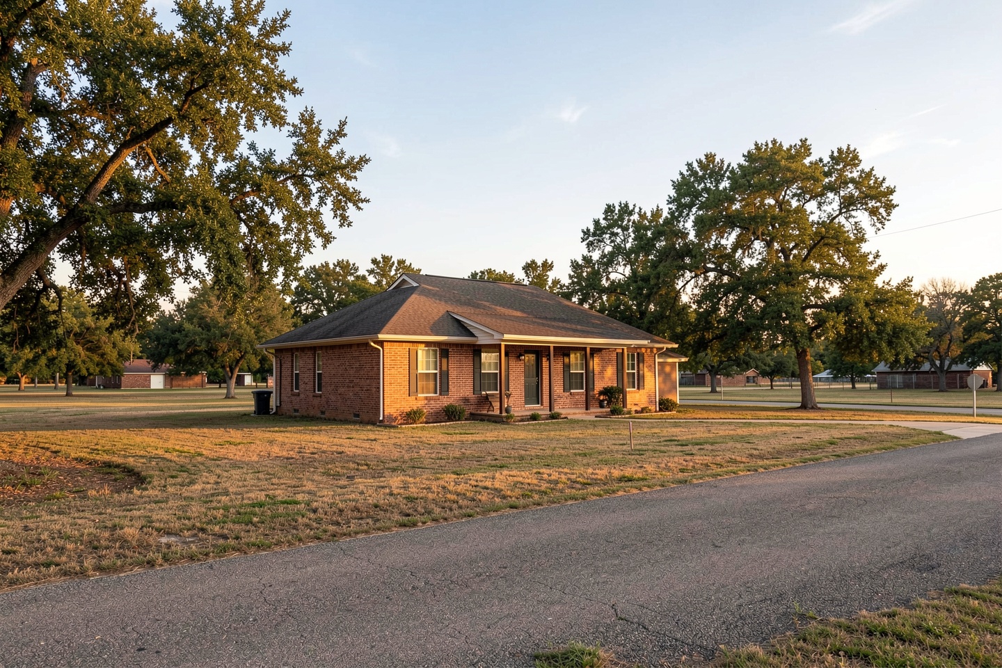 Brick home on a large lot in the small town of Hutchins, TX