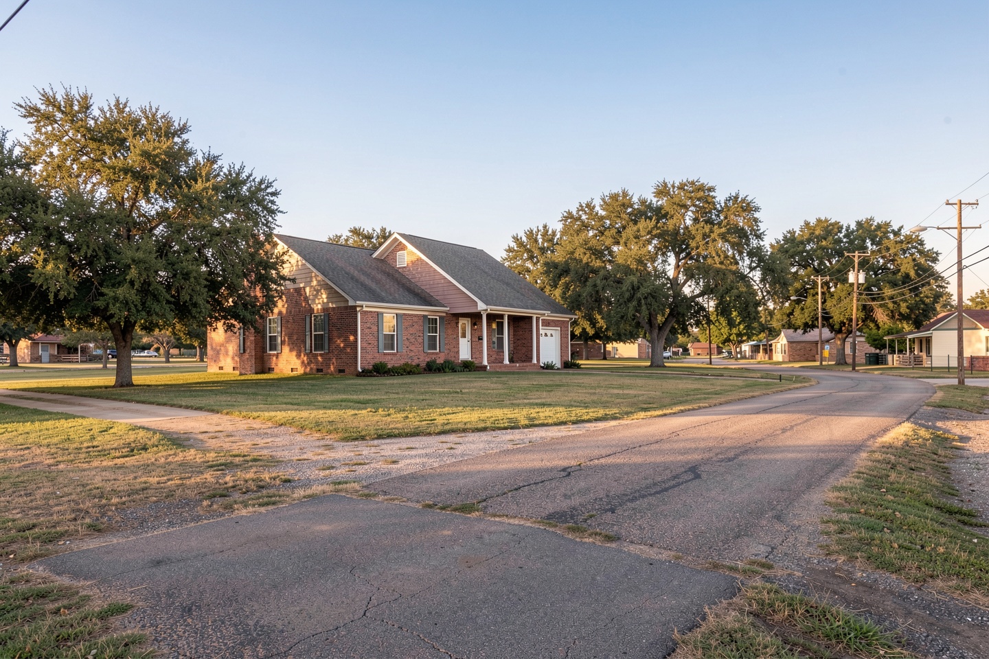 Brick home on a large lot in the small town of Justin, TX