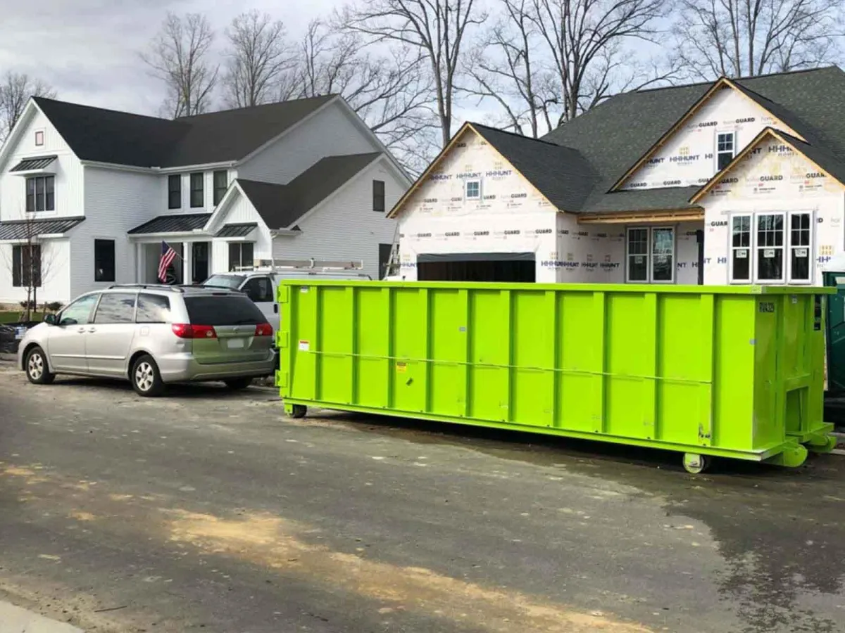 Mesquite Dumpster Rental delivers dumpsters for residential construction.
