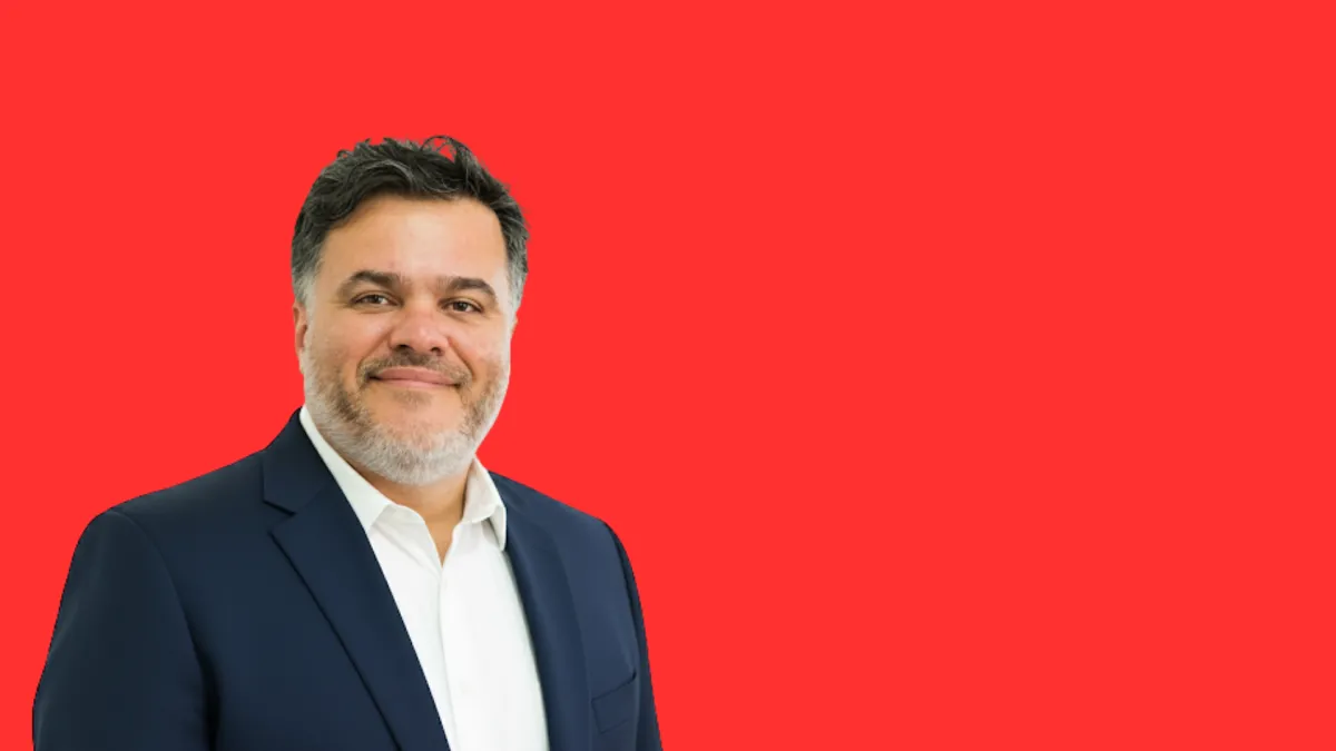 Javier Russo, trainer corporativo y facilitador de aprendizaje experiencial