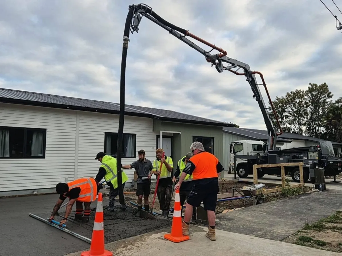 Maveric Pumping logo Wairarapa concrete pumping