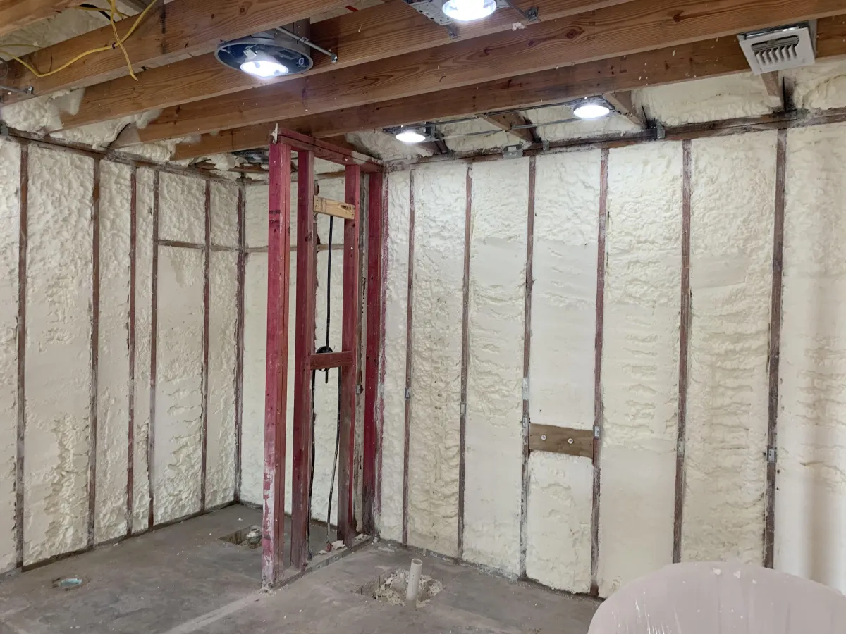 Closed-Cell Spray Foam Insulation