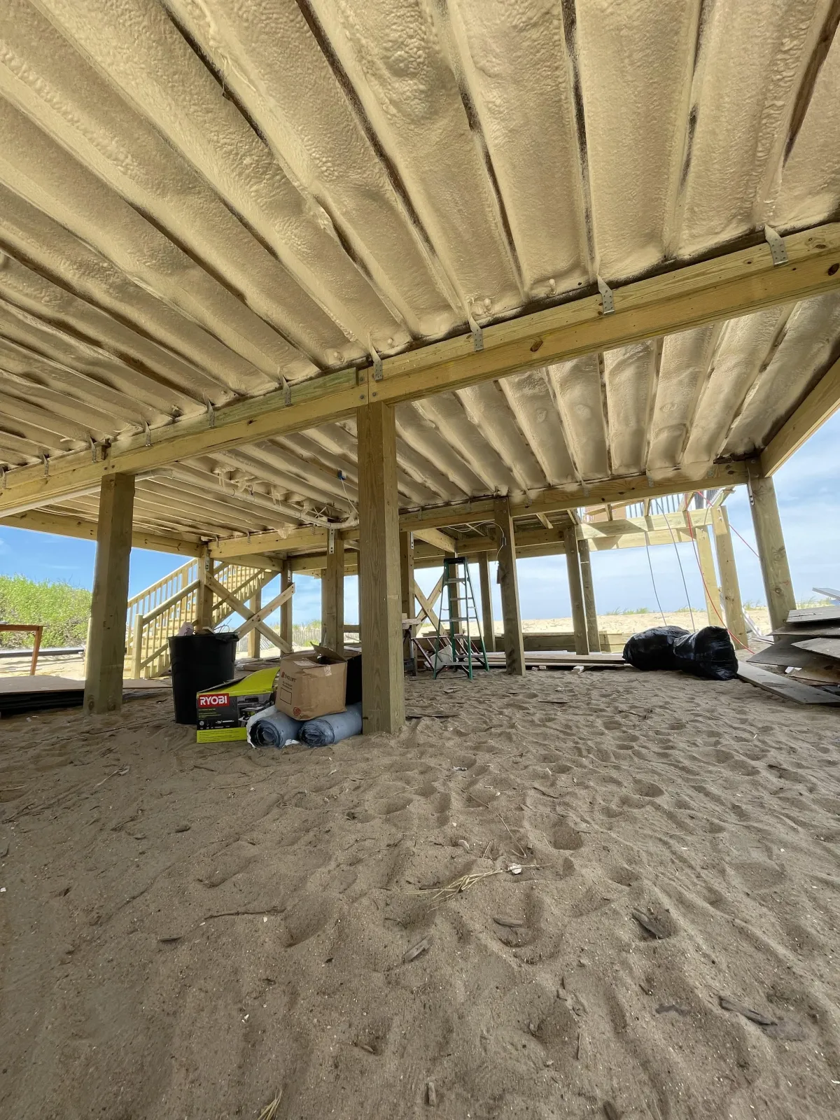 Closed-Cell Spray Foam Insulation