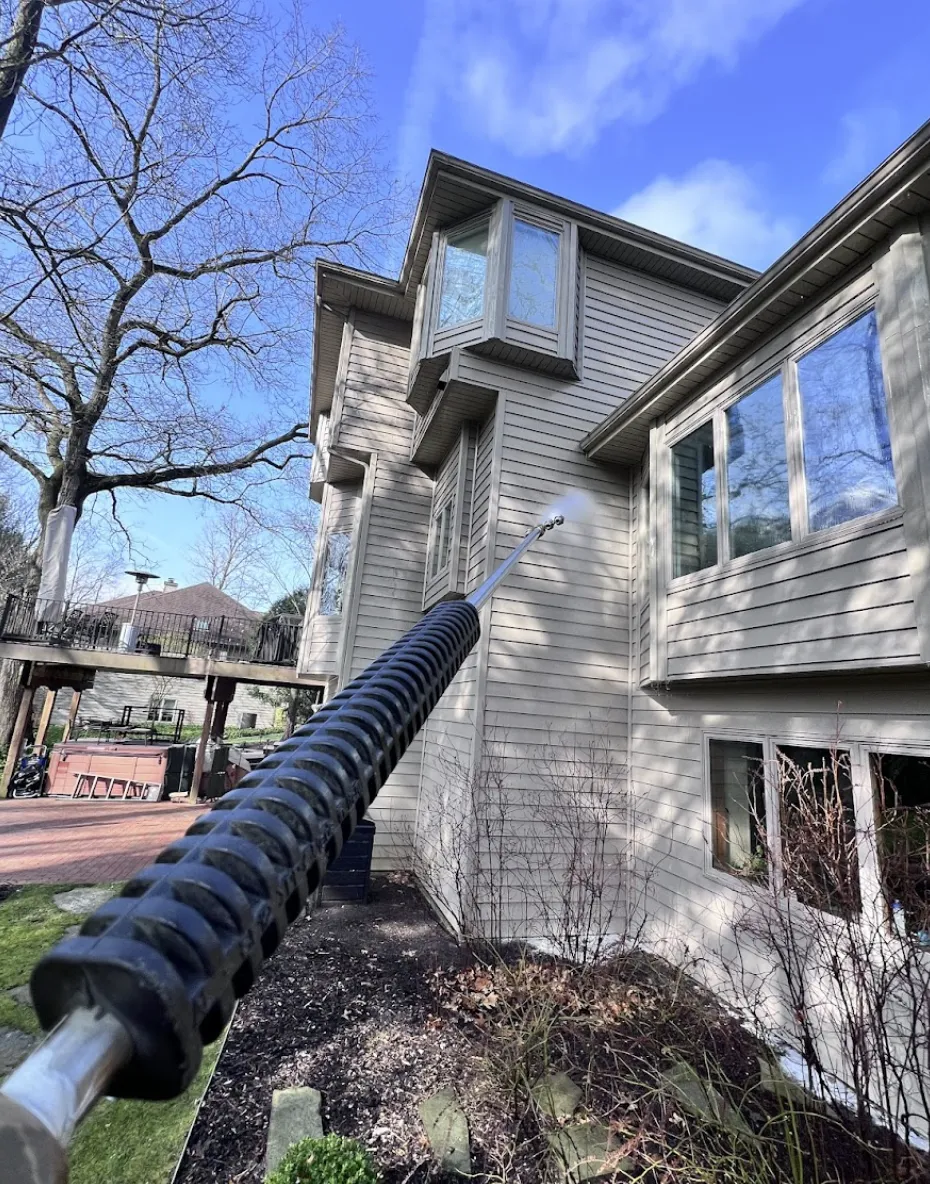 Kalamazoo Residential and Commercial Pressure Washing Houe Washing Blue Wheel Pressure Washing