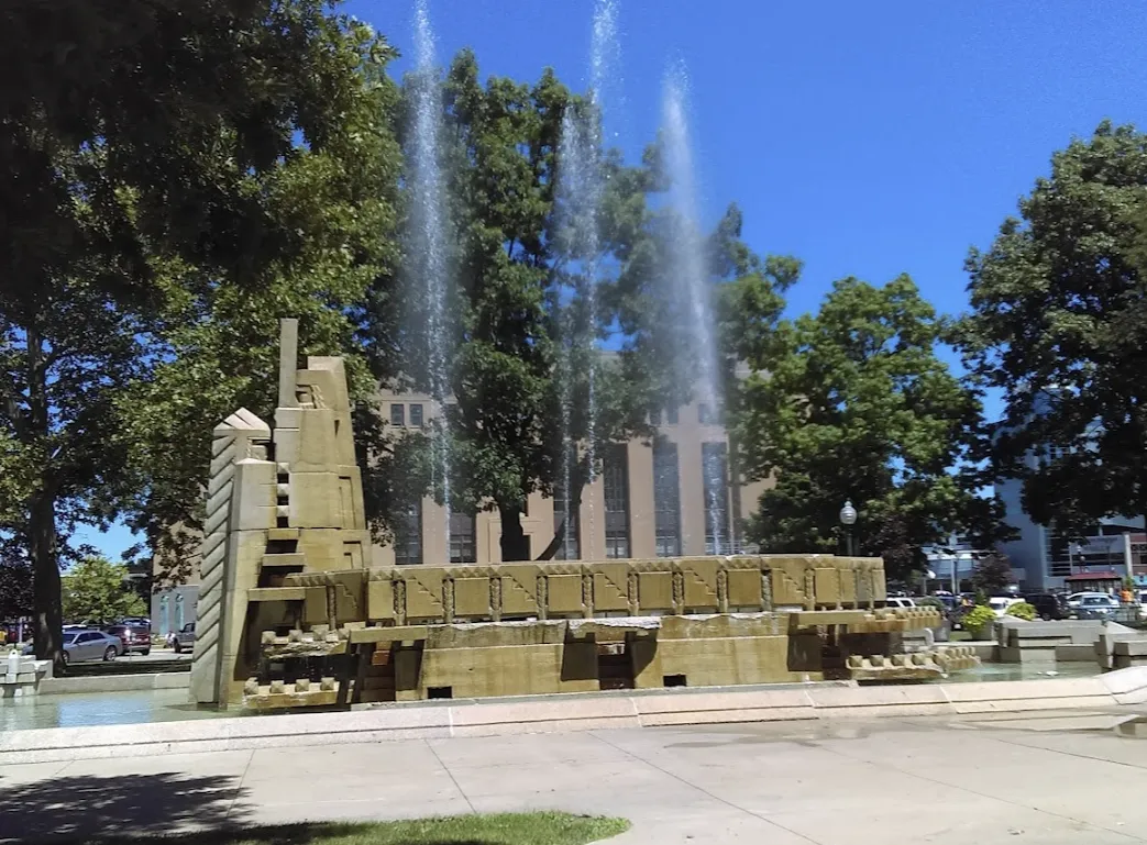 Kalamazoo, Michigan Pressure Washing Blue Wheel Pressure Washing