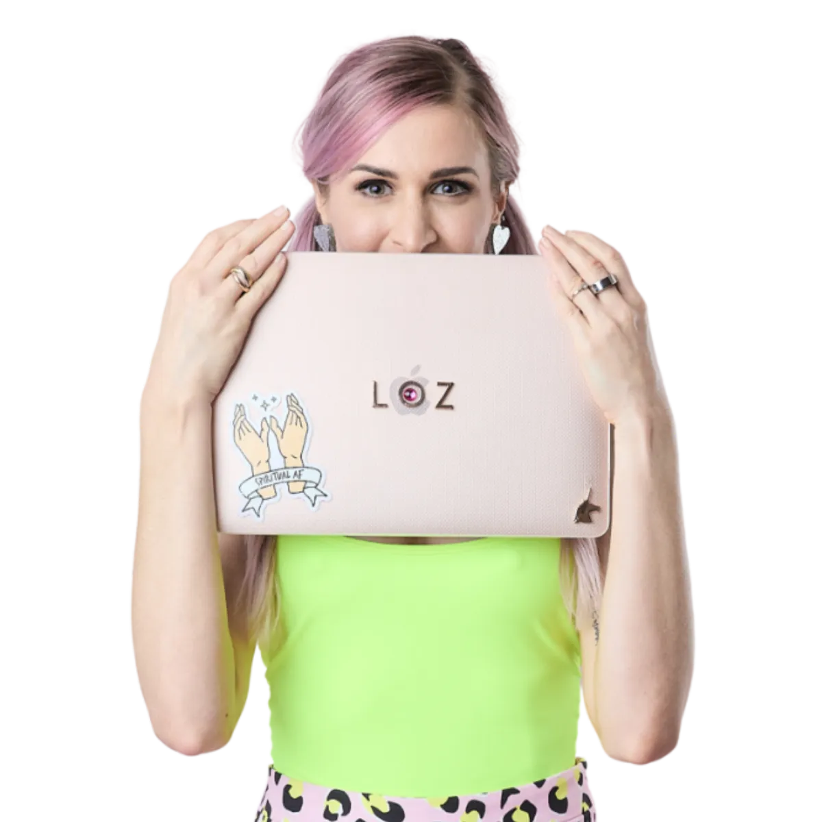 Loz Antonenko holding her laptop