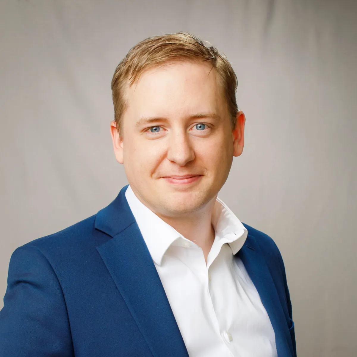 todd m fletcher headshot