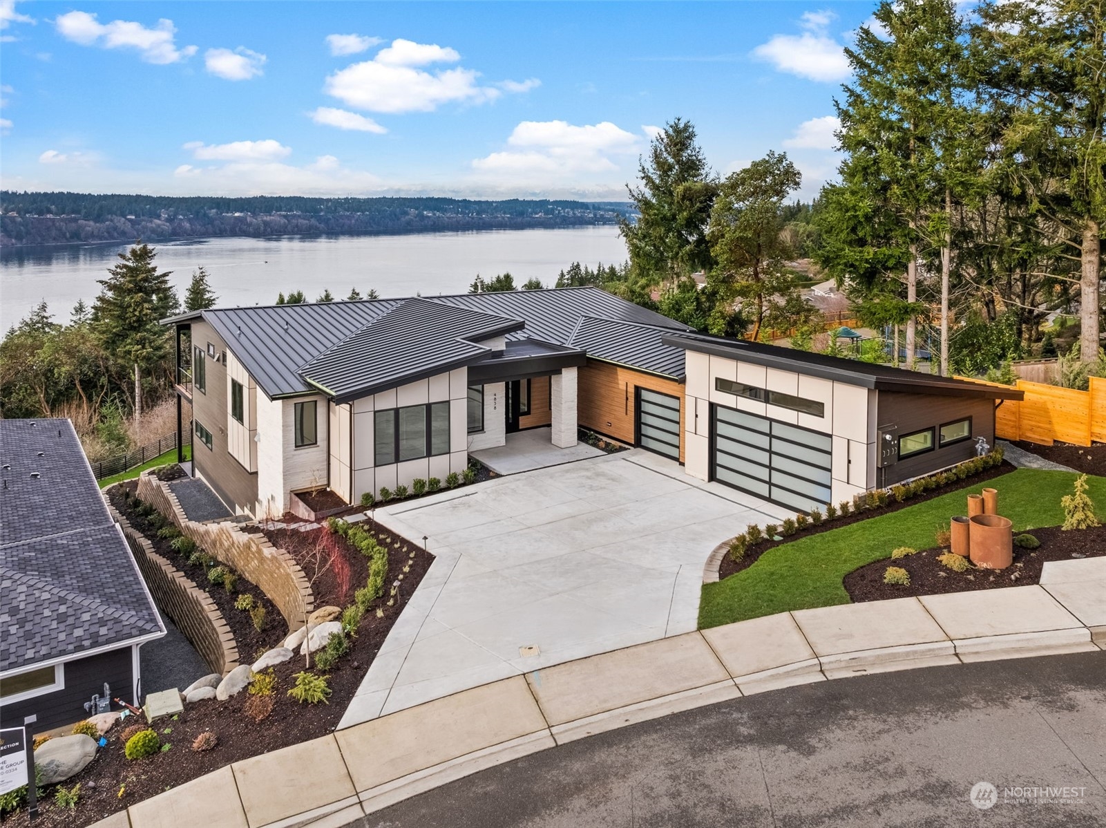 Tacoma Concrete builds and installs Driveway