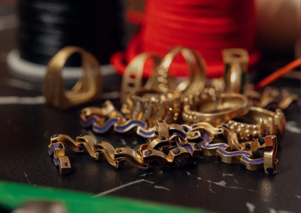 Does Broken Jewelry Still Have Value?