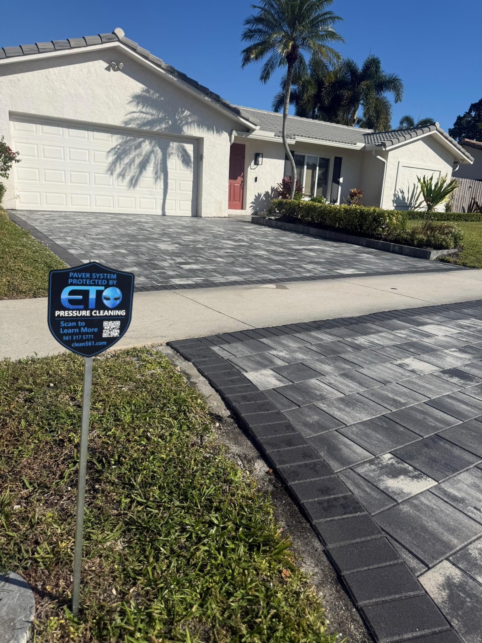 Lantana Roof Soft Washing