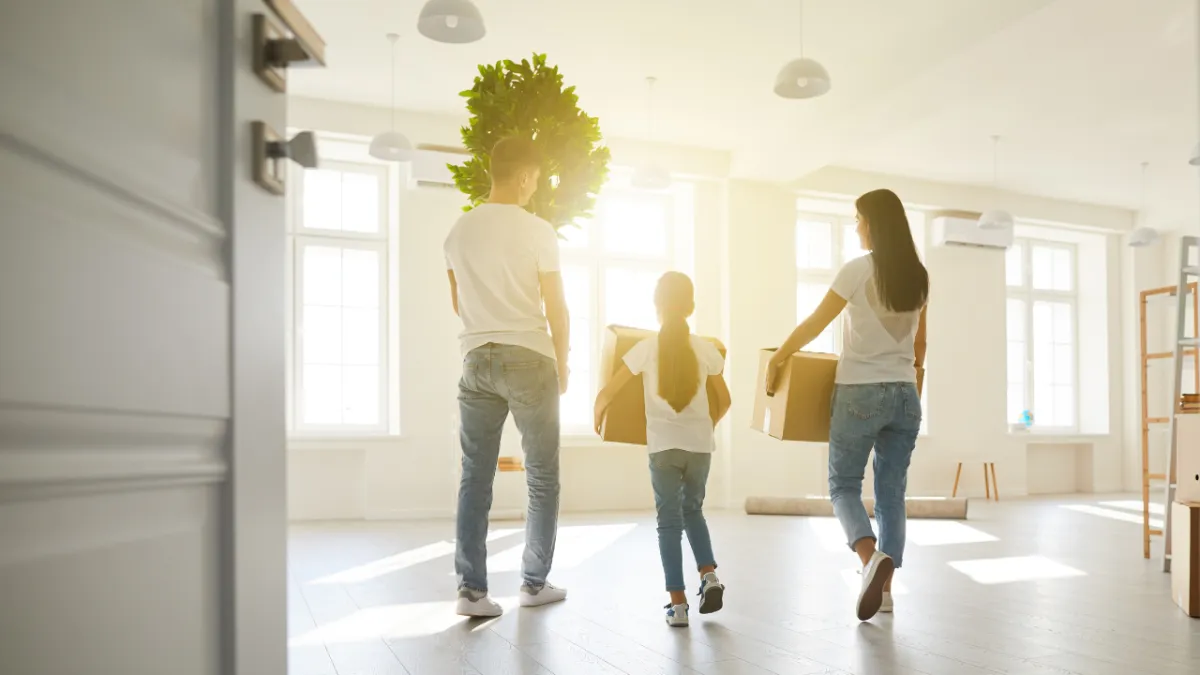 Should You Move Before the Holidays?
