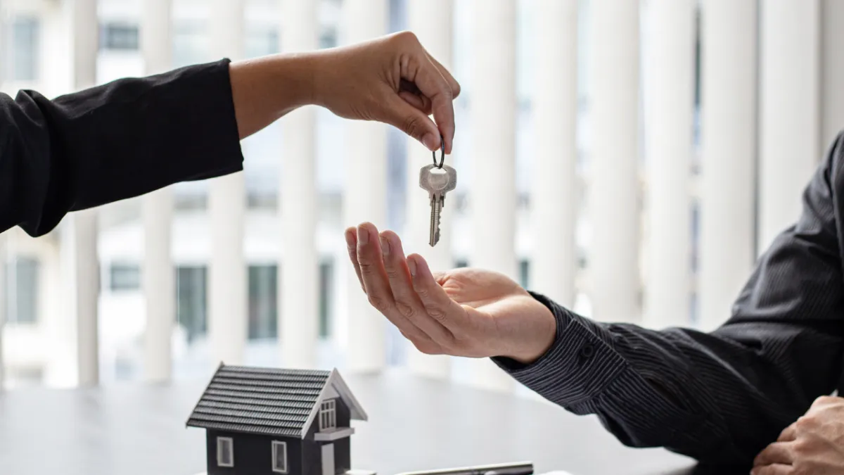 Selling a Home During a Major Life Transition