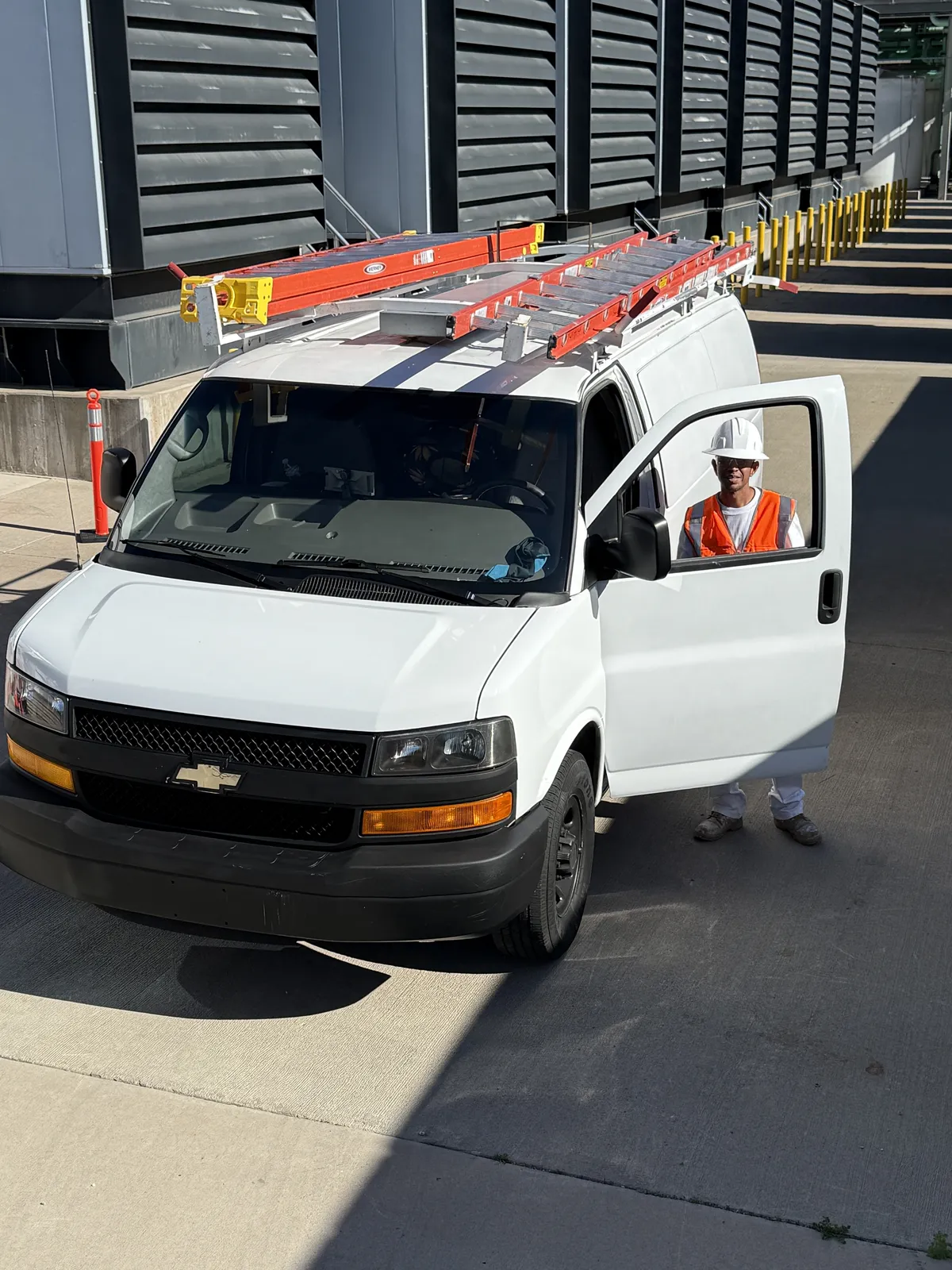 DL Coatings mobile service units on-site at Iron Mountain: fully equipped industrial painting rigs, OSHA-trained crews, and organized staging.