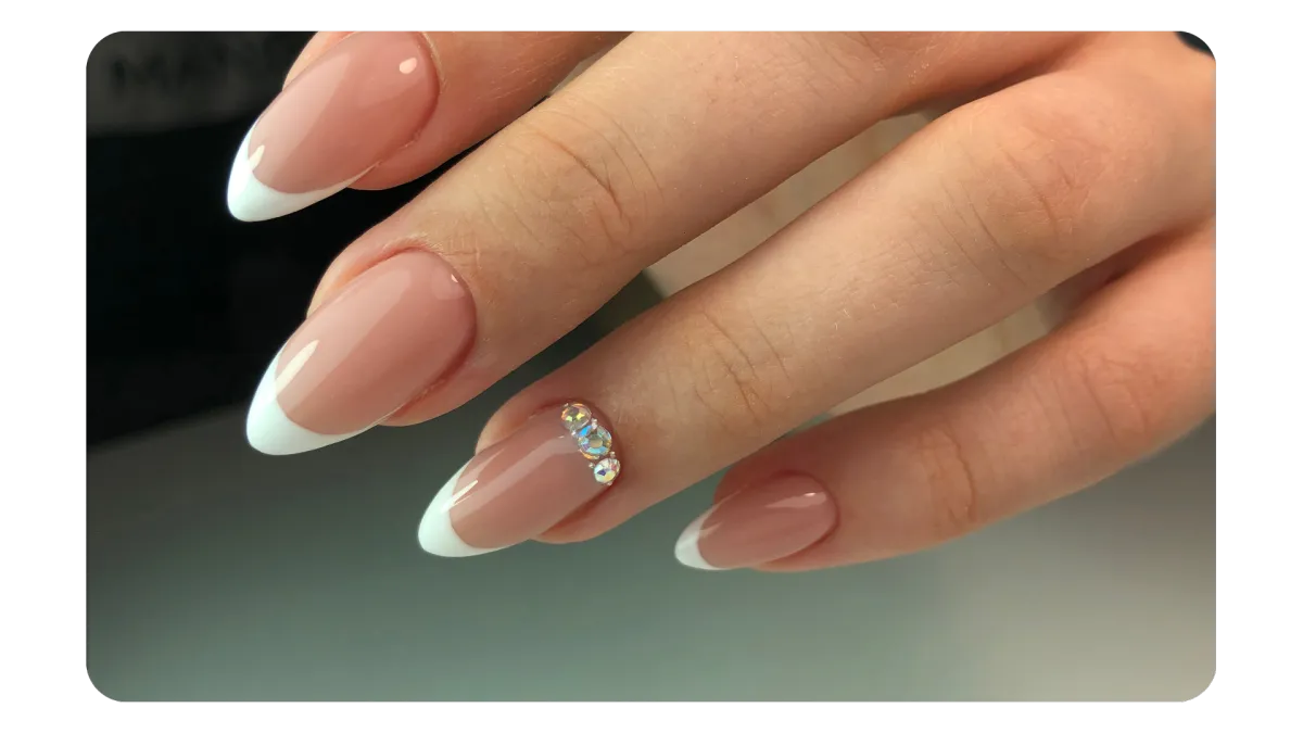 Apply Gel Polish in Mauritius