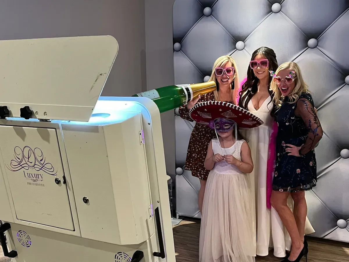 360 photo booth rental in Houston