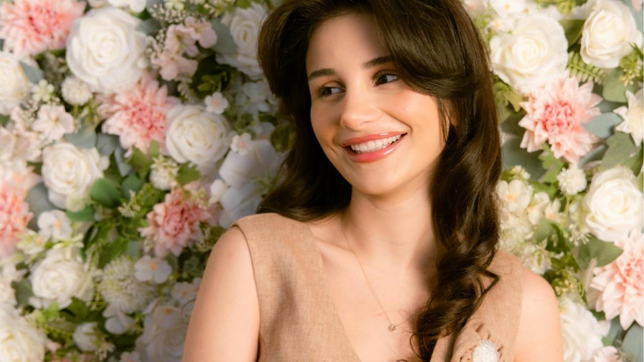 10 Creative Selfie Photo Booth Backdrop Ideas