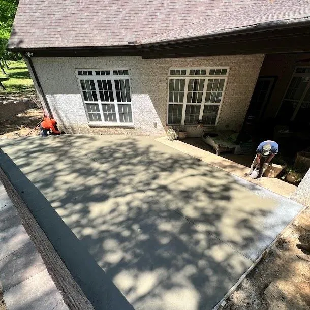 Bartlett Concrete builds and installs Patio