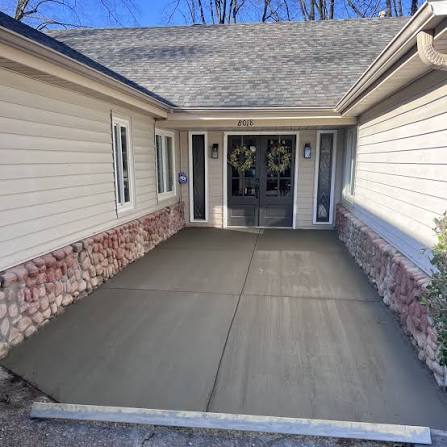 Bartlett Concrete builds and installs Patio