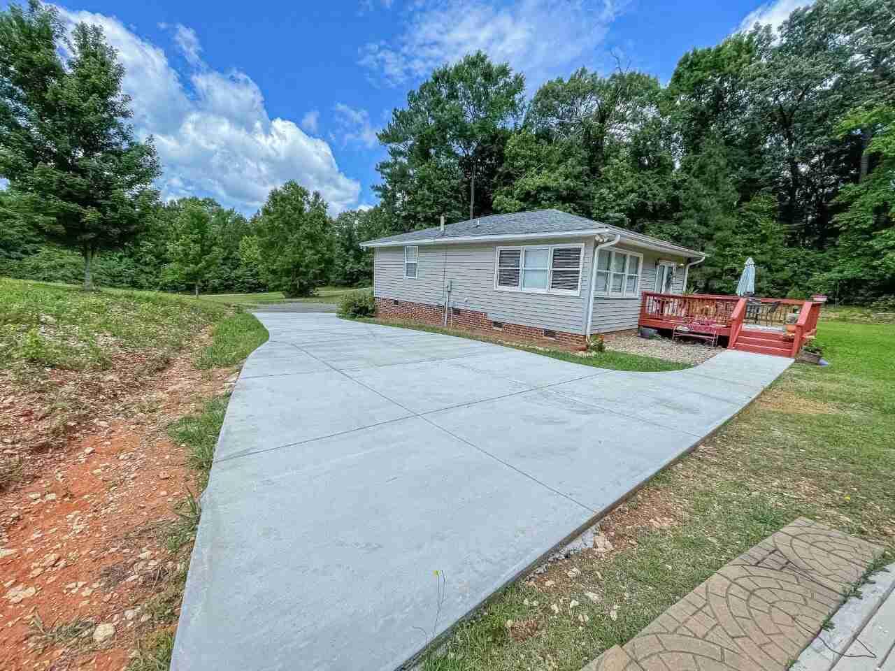 Columbia Concrete builds and installs Sla