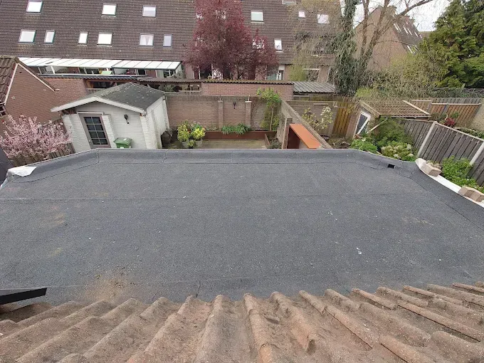 Klassieke kozijnrenovatie in een jaren '30 woning in Utrecht met behoud van authentieke uitstraling en moderne isolatie.