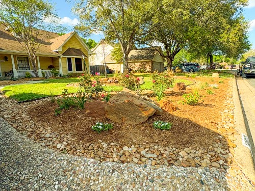 Tree and Flower Planting in Fort Worth