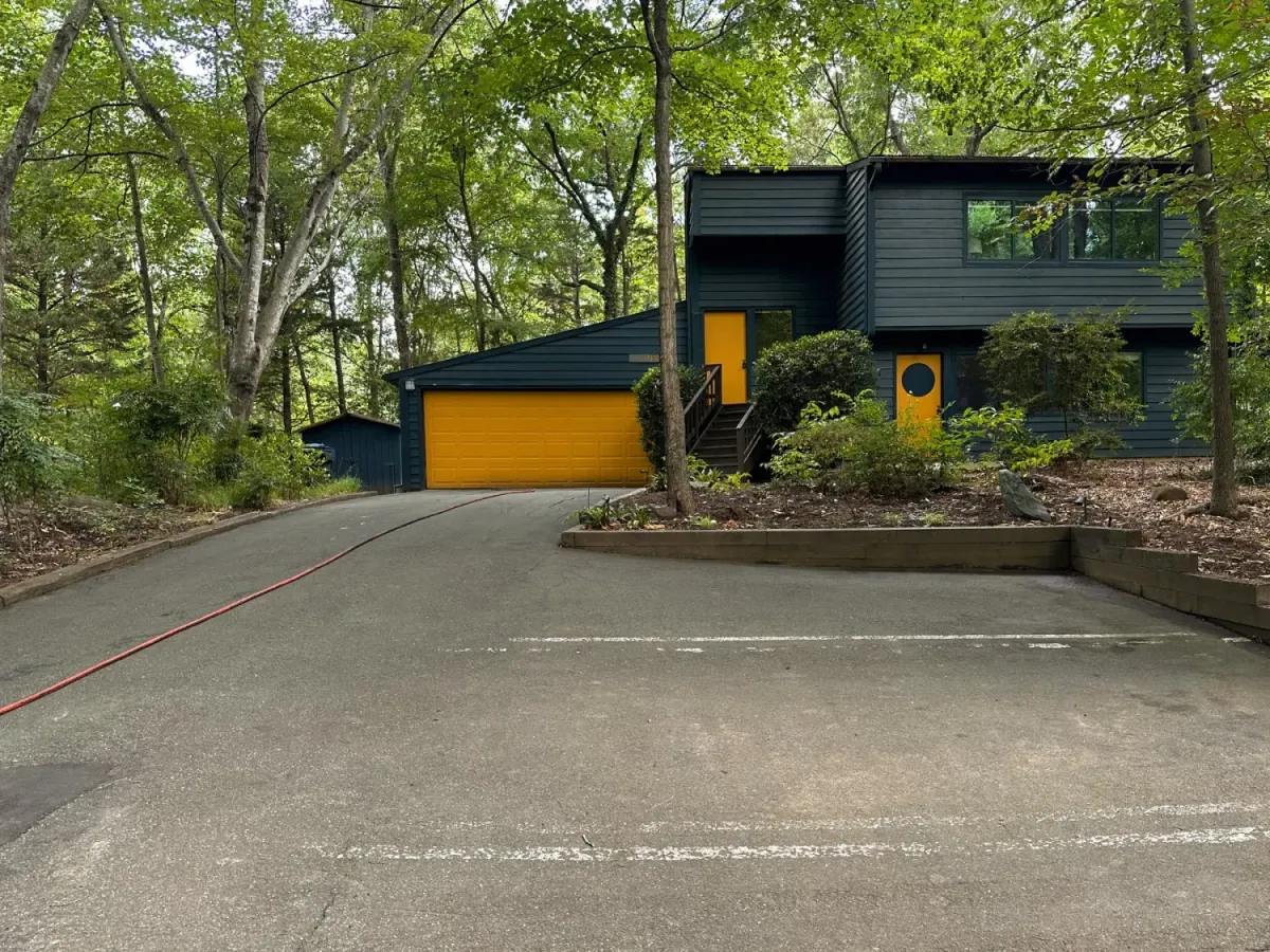 Durham Concrete builds and installs driveway 