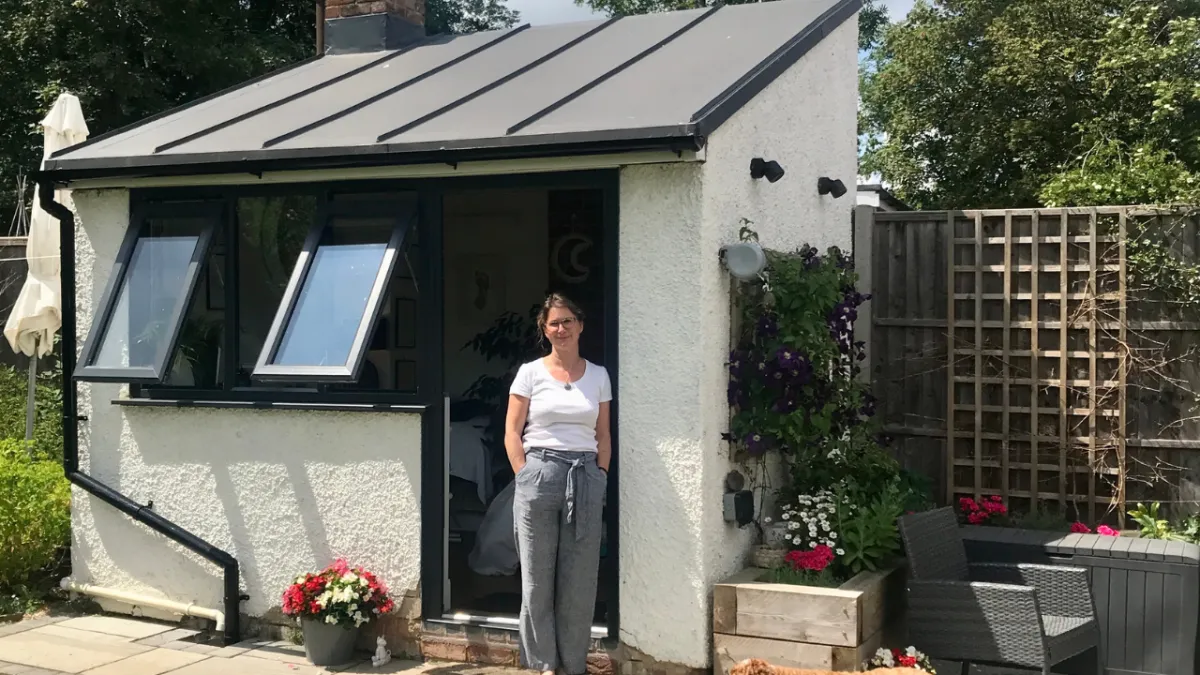 Hitchin Reflexology HQ Carrie Druce Treatment Room