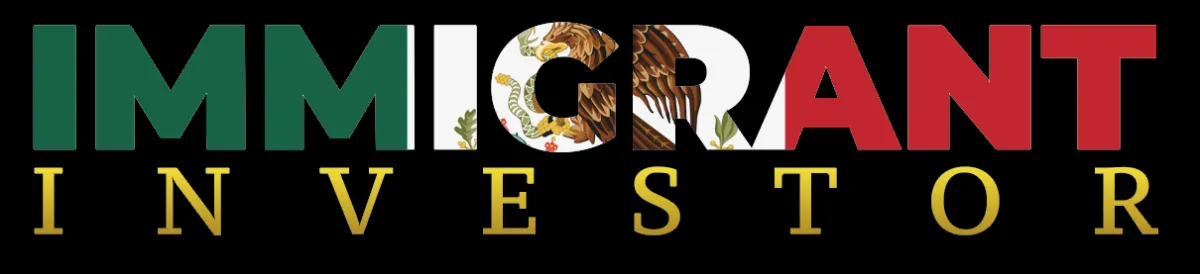 Portrait of Gustavo Rodea speaking on stage