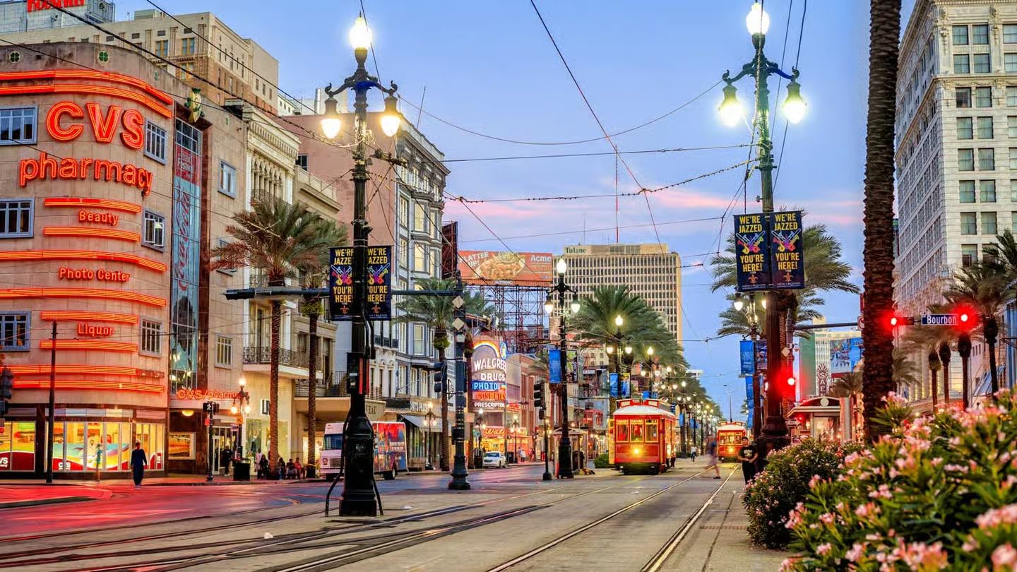 Weekend Getaways from New Orleans by Rental Car: Baton Rouge, Lafayette, and Plantation Tours – Fuhrer Fleets Rentals, New Orleans, LA