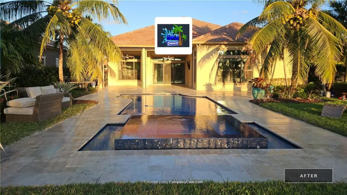 A clean picture of a pool deck