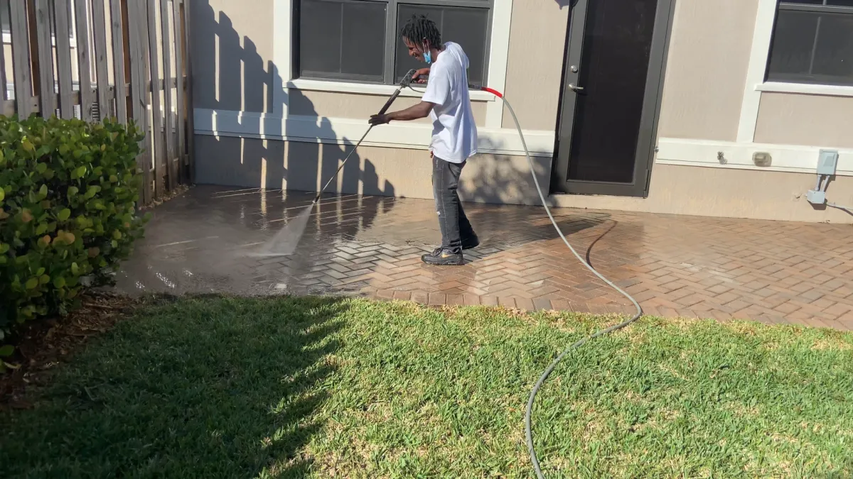 Before and after of a house washing