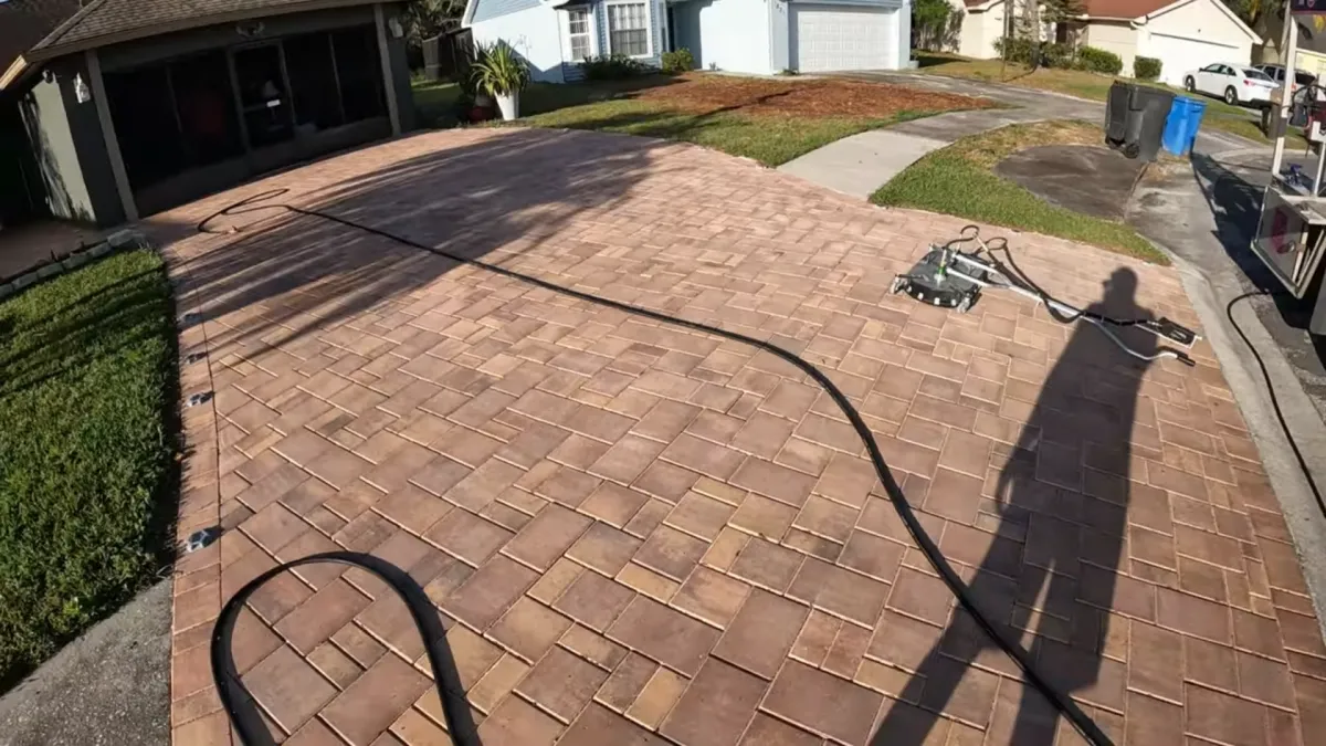 Commercial Pressure Washing