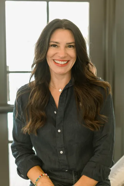 Elyce Arcieri - Speaker, Strategic Advisor and Podcaster
