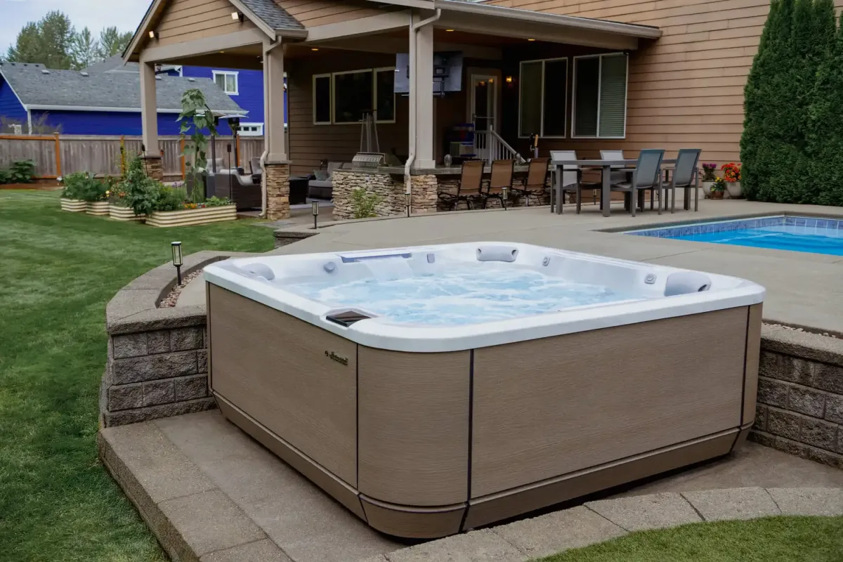 jacuzzi hot tub front view