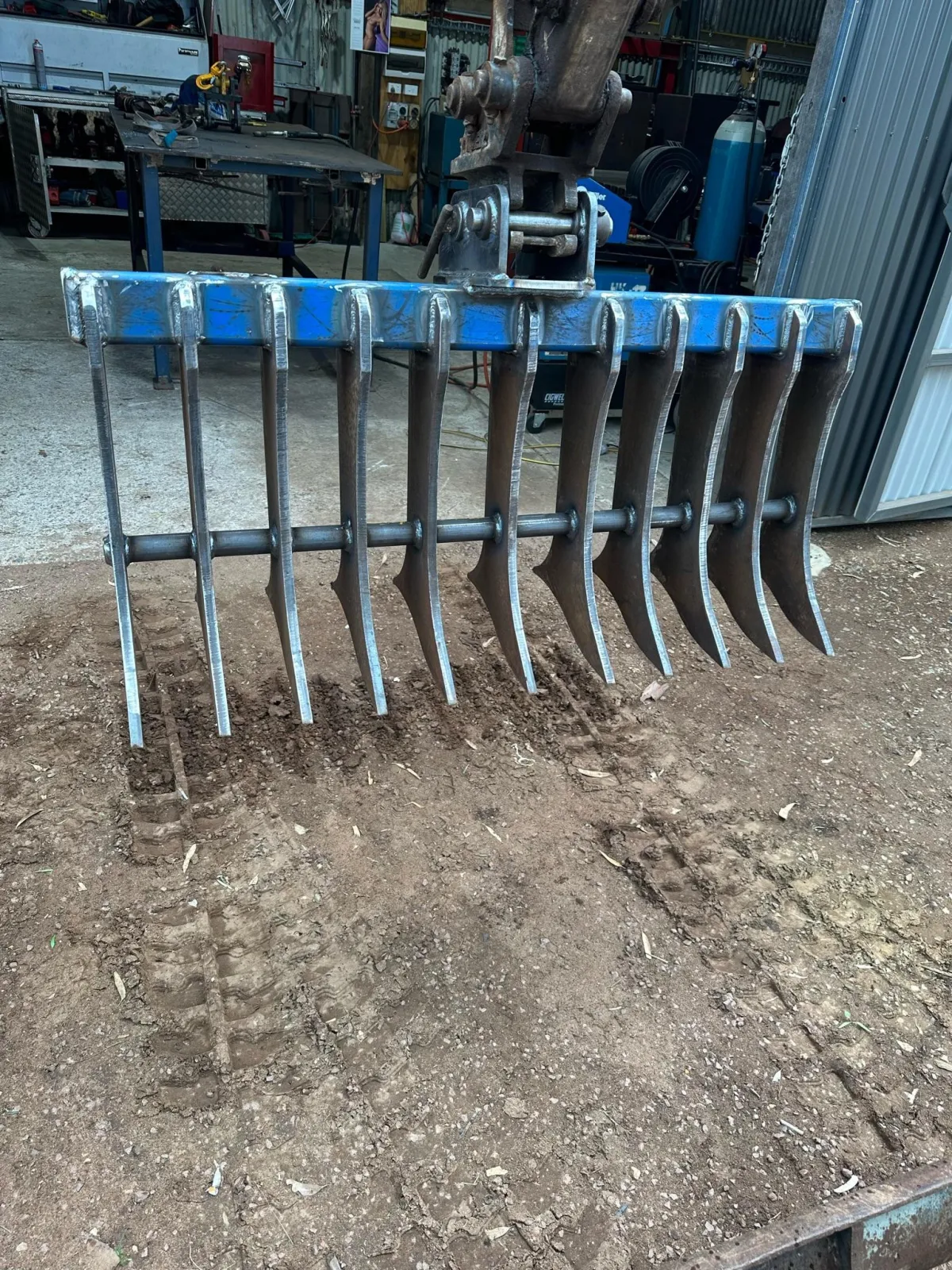 Excavator Stick Rake