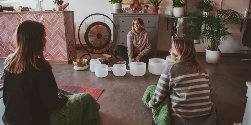 Carrie's-Wellbeing-Space-Sound-Therapy-800x400