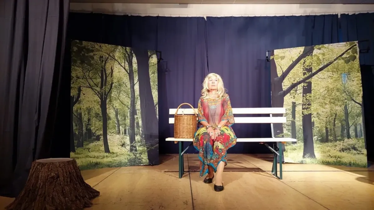 Foto von der Bank in der Sonne