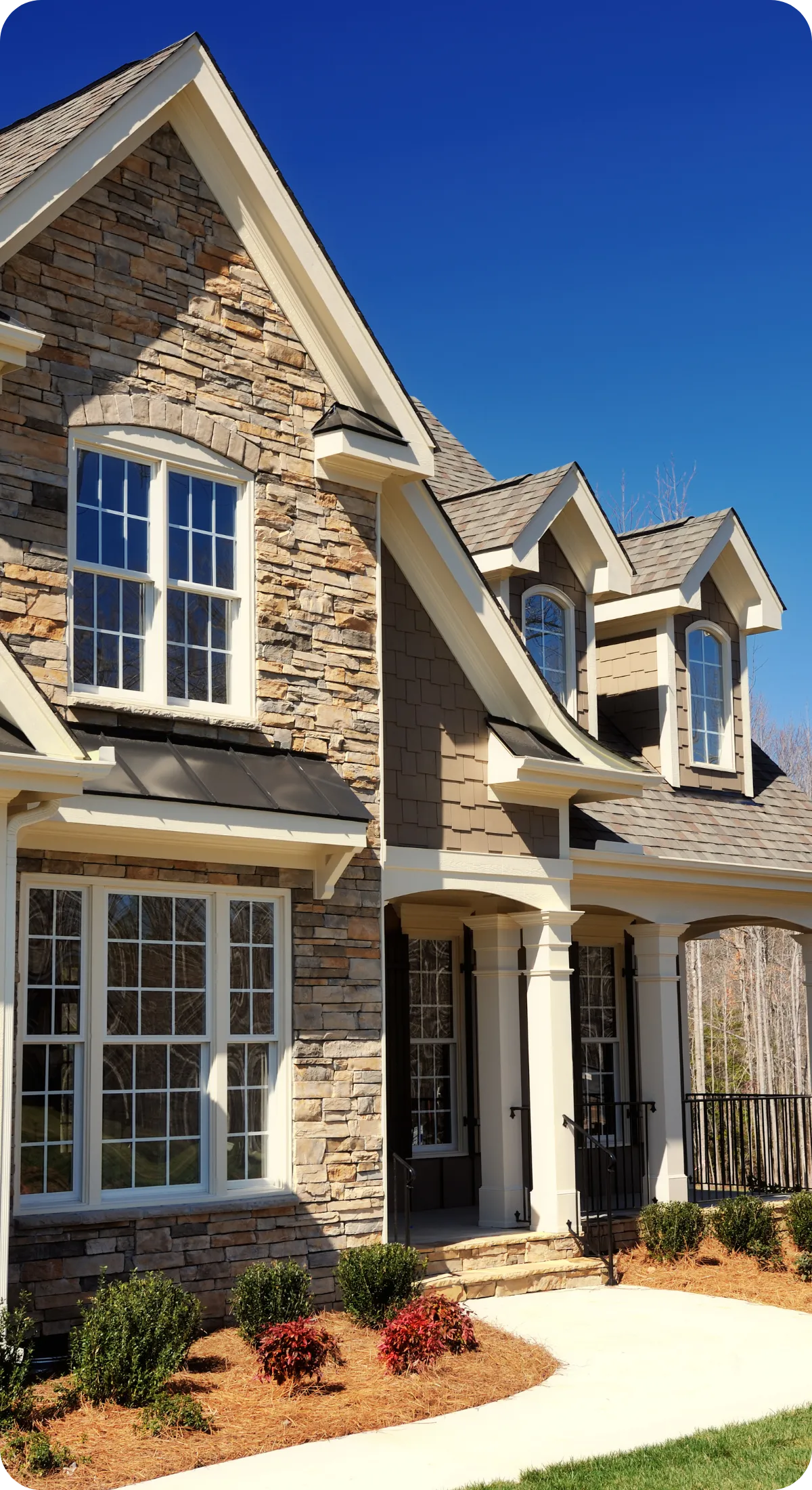 Elegant Delaware home exterior paired with details about a home inspection in Delaware, emphasizing transparency, reports, and client guidance.