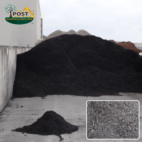 Black Dyed Hardwood Mulch