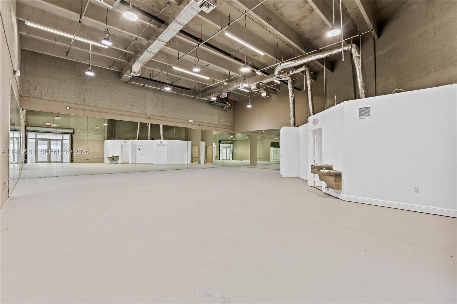 Office spaces inside the industrial complex in Doral