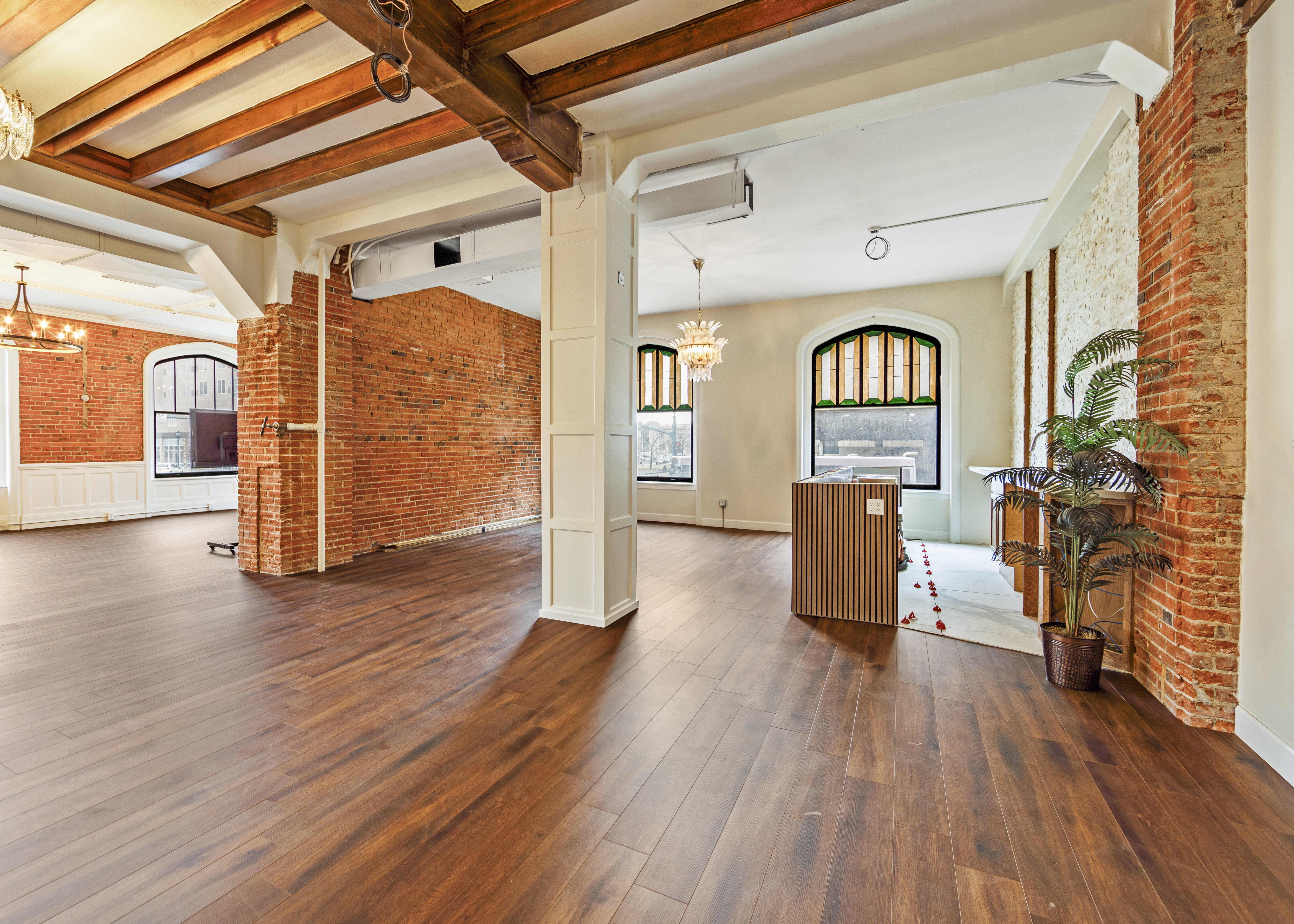 Loft 130 — interior detail