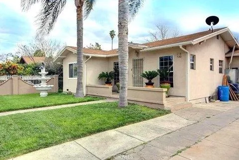 Pomona builds and installs Driveway