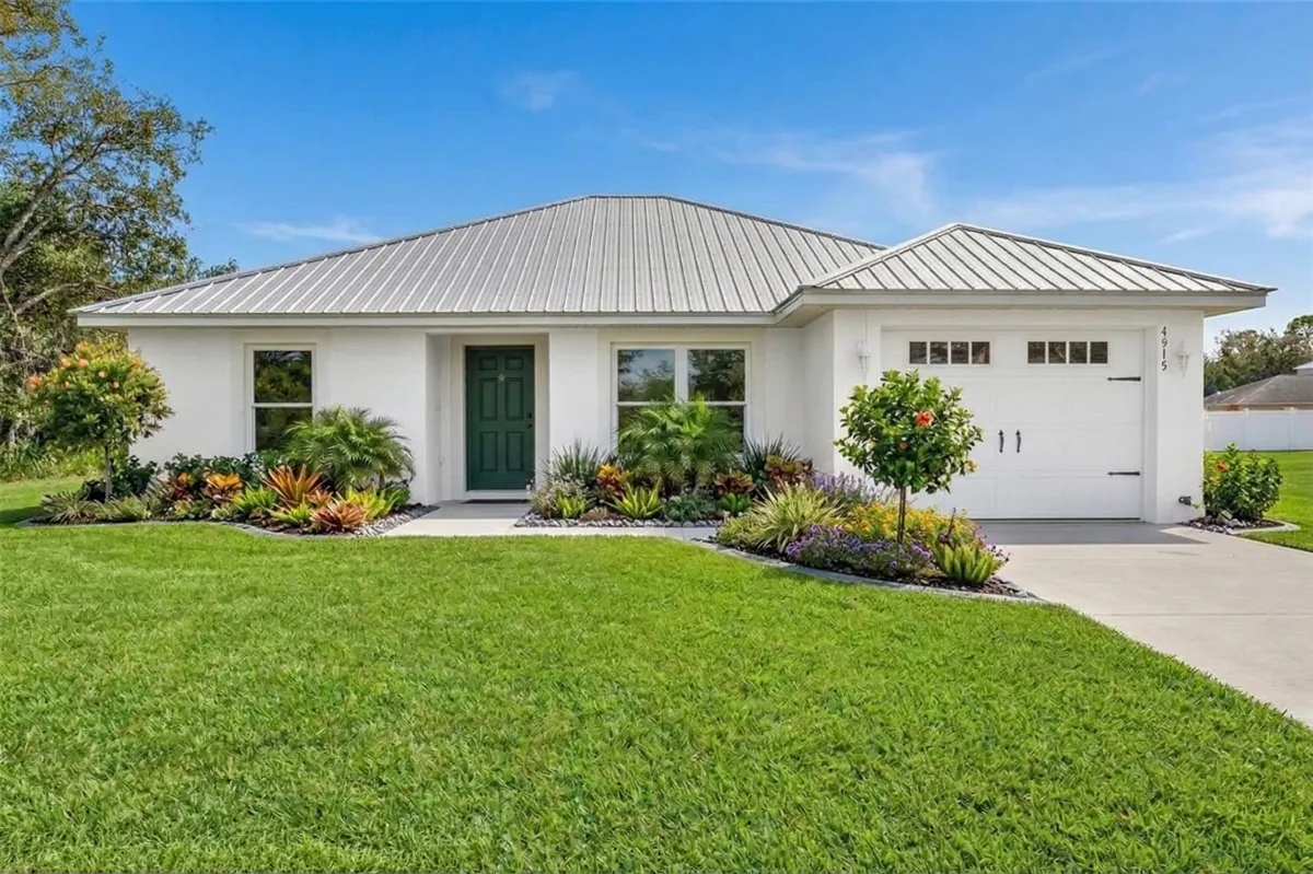 New Build in Central Florida, Dovetail front view, 3 beds 2 baths home in Ocala, sebring,