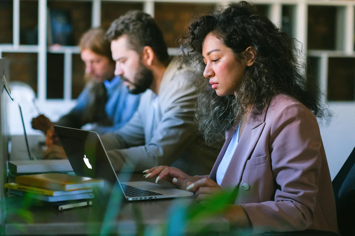 HR employee researching the HR business partner model (HRBP)