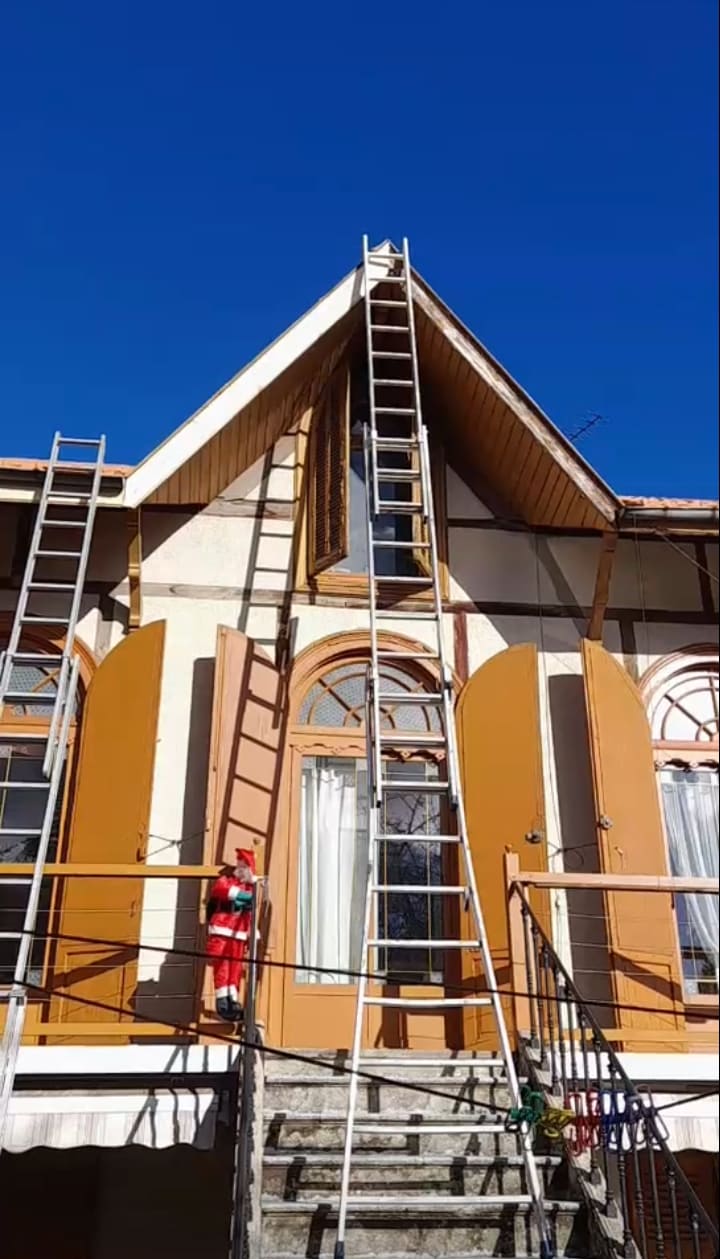 Charpente et couverture — Ariege Couvreur
