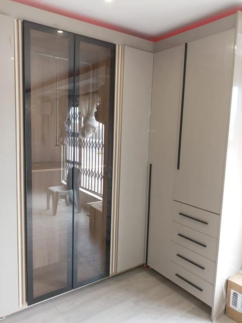 Custom Wall Wardrobes