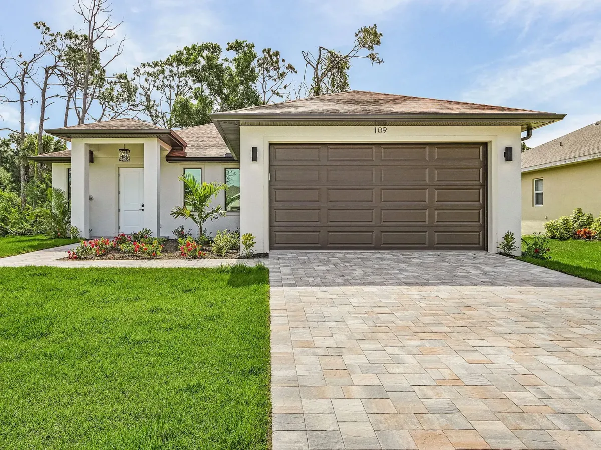 4-bedroom-home-for-sale-4975-tuscola-blvd-north-port-fl-traci-dains-realtor