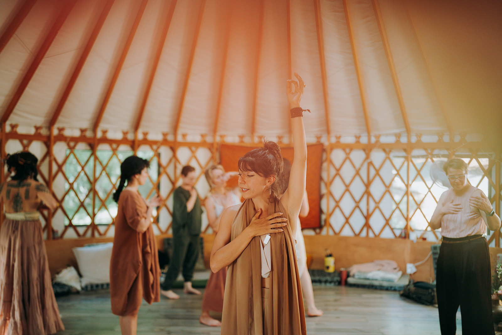 Aria Tau facilitating an intimate gathering of women